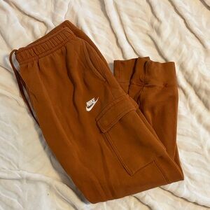 Nike Mens Cargo Jogger Sweatpants